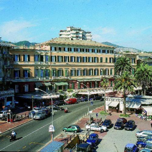 Hotel Mediterranee Genoa Exterior photo