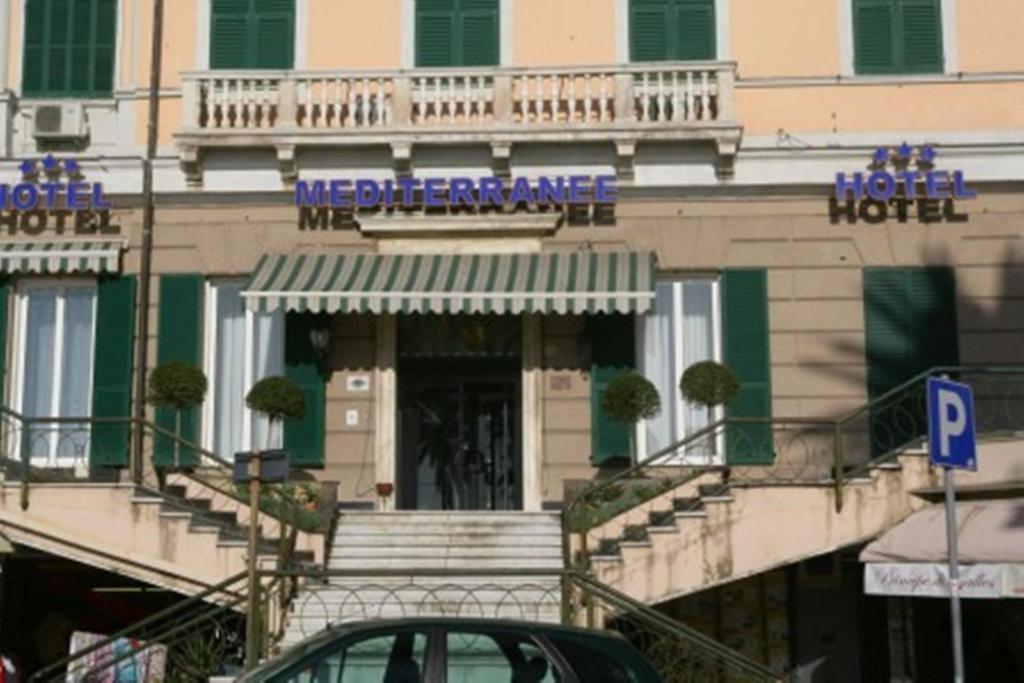 Hotel Mediterranee Genoa Exterior photo
