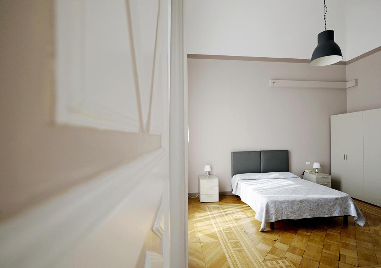 Hotel Mediterranee Genoa Exterior photo